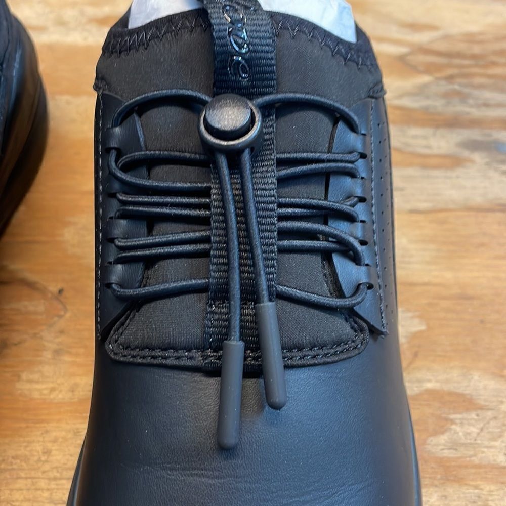 NWT Clove woman’s black tennis shoes - Picture 3 of 15